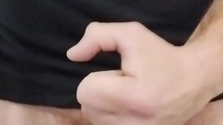Je branle ma bite asiatique en pensant à mon copain ❤️