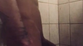 TormentaMexicana.Se masturba mientras se baña. NO TE ARREPENTIRAS DE VERLO