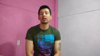 Soy albañil casado y me gusta penetrar con mi vergota morena a mis compañeros de obra. Relato sexual