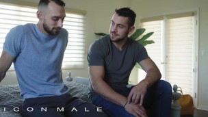 Icon Male - Dante Colle Shares His Small And Comfortable Bed With Their Hot Visitor Johnny B
