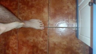 Just got shaved and wanted to share the results with a quick wank ;)