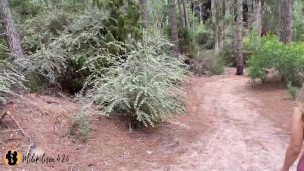 Argentina tetona termina chupando pija y cogida durante paseo por el bosque  Public  Outdoor