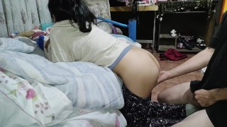 Le rompo el culo por no acomodar su cuarto