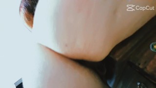 40 ¿QUE HAY DE COMER? NENAMALA SE MASTURBA CON LA PUNTA DE LA MESA. 6 MIN $950/ 8 USD