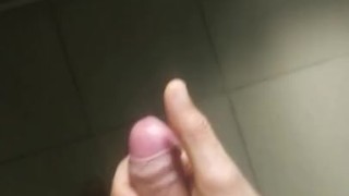 Pinche Méxicano guerrero afila su espada caliente ⚔️