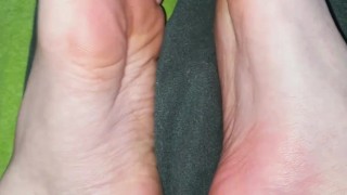 Bewundere meine Füße 🦶