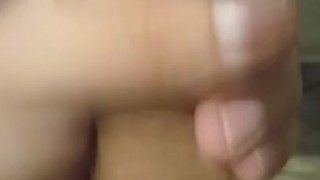 A escondidas de mis padres me masturbo y eyaculo