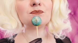 ASMR video: lipstick, mesh gloves and lollipop