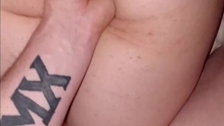 Gf gets fisted first time