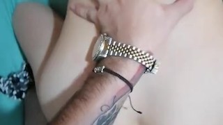 Latina vagina rosa depilado se deja grabar cogiendo