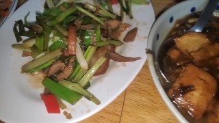 Busty Asian Girlfriend Date in Hsinchu Neiwan