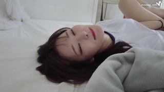 ブルマ美女がおまんこクパァ♡尻穴丸見えクリ電マオナニー（日本人素人、パイパン、個人撮影）