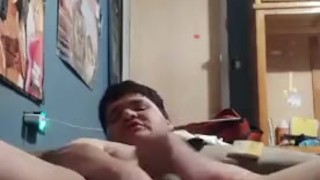 Mi culito se rompe con un pepino parte 1