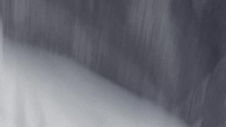 Me pide coger rápido antes de salir a cenar y le hago un creampie