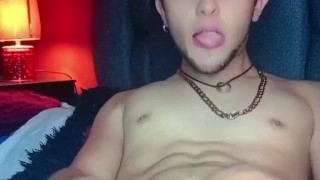 Una buena paja antes de acostarme con la verga viscosa