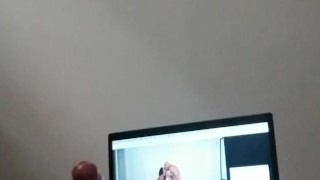 Con ganas y me masturbo 🥵🥵