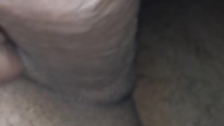 بنت 19 عام برهوشة 🇲🇦🍑 ، مزال عزبة ، درتو ليها بين الفخاض ، كتقول ليا عنداك دخلو ليا فالطبون 🍆🍑