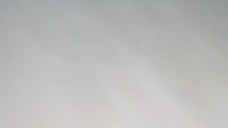 Me gusta mojarle toda la Berga a mi cuñado