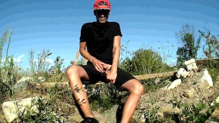 Public pee, from soft to hard jerking - huge cock