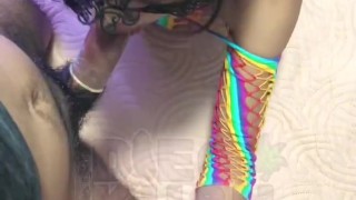 Le manda fotos a su esposo con mi verga en su boca