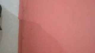 Pov: Tu madrastra te descubre pajeandote y te regaña pero en Argentino xd