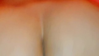 Puse en 4 a mi novia y le encanta que le de verga