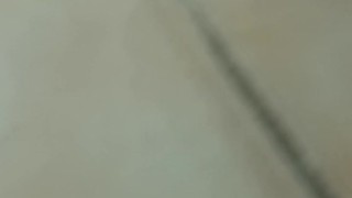 Sirvienta follada cuando lava los platos