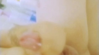 Me hago una paja en la ducha!!