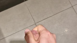 Public toilet cum shot