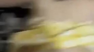 Hermosa chica es follada después de una noche de copas🍷