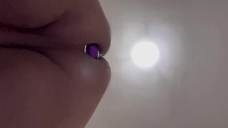 Jugando un poco con mi culo