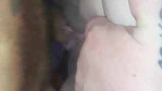 Francesco Mancino infila il cazzo tutto dentro la fica della sua amica Pamela De Boni