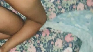 Esposa con su amante le enseña a mi esposa que son backshots