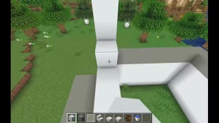 How to build a Modern House with a Pool in Minecraft
