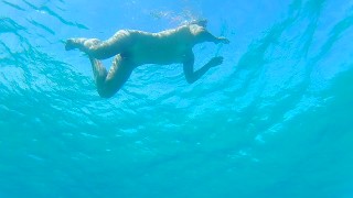 Underwater open pussy masturbation # Swimming naked at public beach