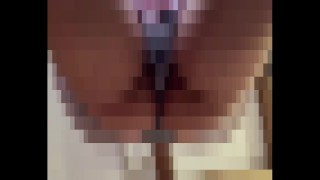 スクワットするお尻