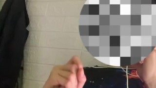 nagjakol habang walang kasama sa bahay