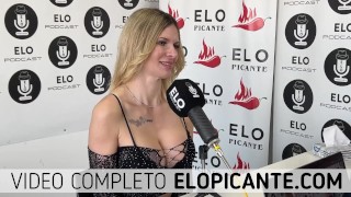 MICA SPENGLER TIENE SEXO EN EL CUARTO PICANTE