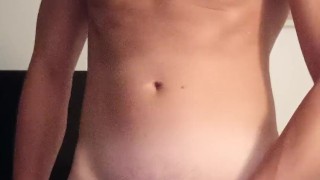 當兵放假清槍精液直接爆噴一波