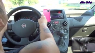 DRIVING IN LEGGINGS AND FOOTJOB