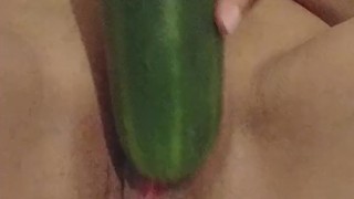 Un pepino me hace venir, ahora quiero que seas tú