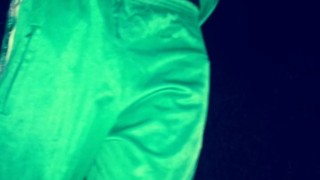 chico masturbandose hot