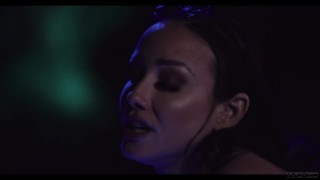 Wicked - Top 5 Hot Summer Night Scenes