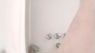 D3mon in the shower!