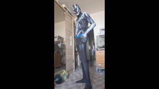 Black symbiot masturbate After a hard day.