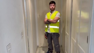 TRICKED & SHRUNK BY GIANT PLUMBER 4 WORSHIP & VORE