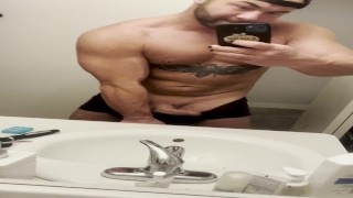 Buff Bisexual Takes Cock Out And Poses For Onlyfans