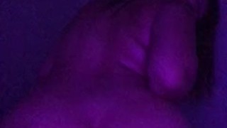 Thick Colombian shakes her big ass