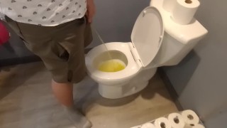 To the people who like fat hairy white dick!