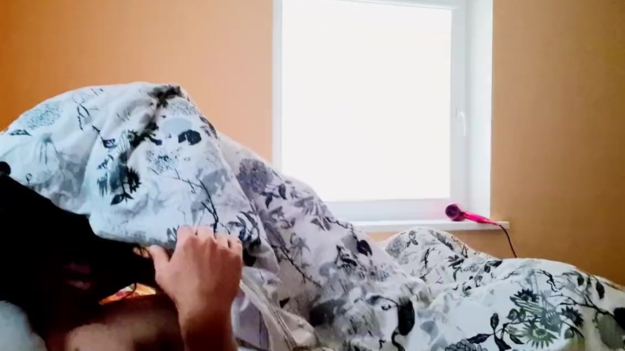 Three orgasms in one video. She likes on top, he likes it from the rear